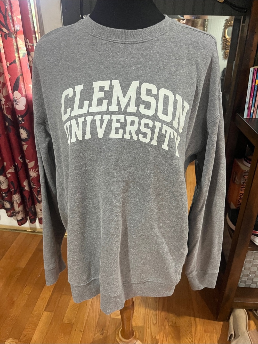 Gracia Gray Crewneck Sweatshirt with White 'Clemson University' Text